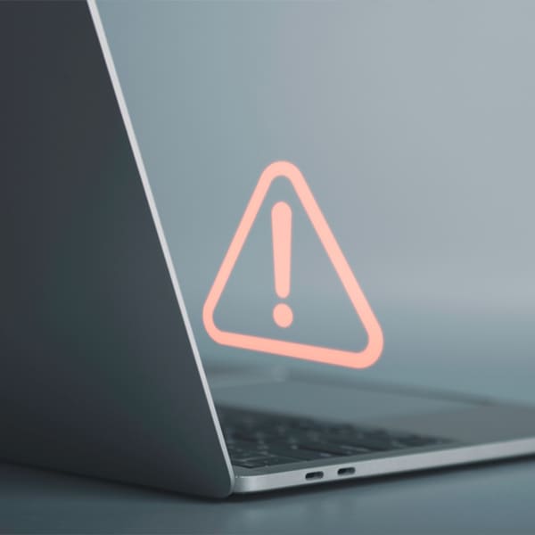 Using heat sources to dry a MacBook after water spill