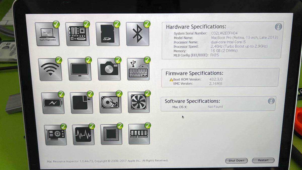 MacBook Pro running Mac Resource Inspector hardware diagnostics after a display panel replacement for Staingate