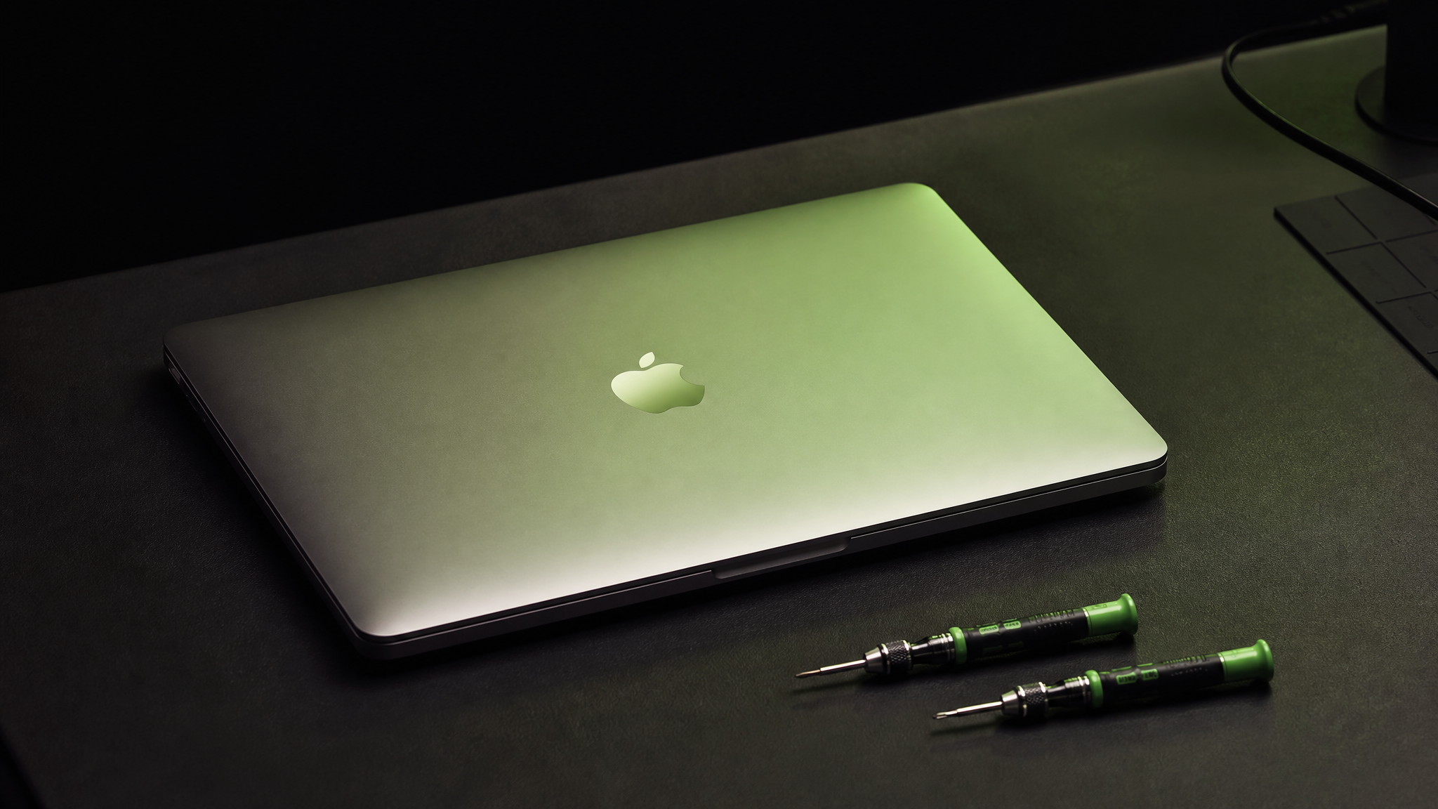 MacBook Battery Replacement near Largo FL at WarriorMac repair shop