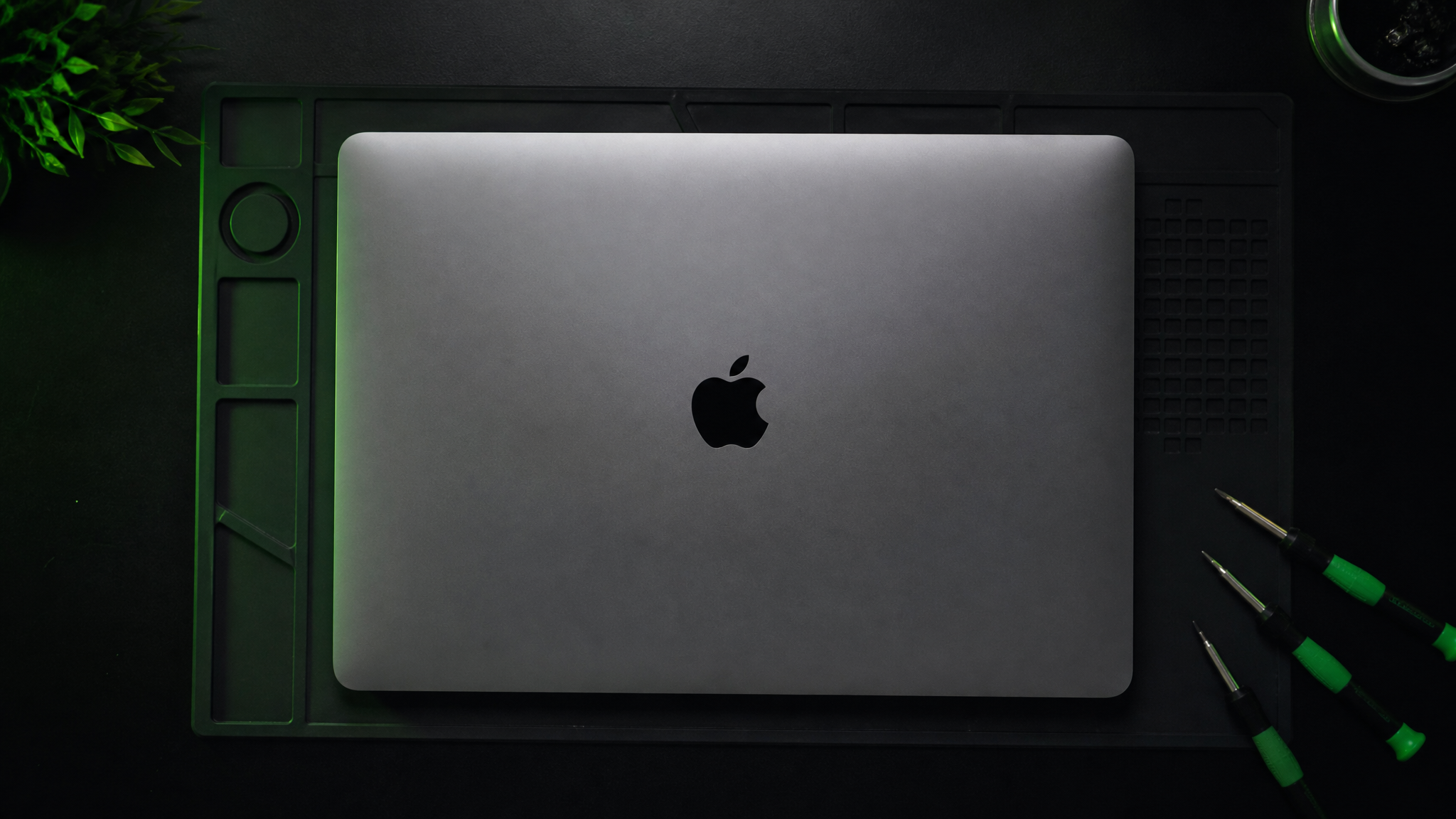 MacBook Battery Replacement near Riverview FL at WarriorMac repair shop